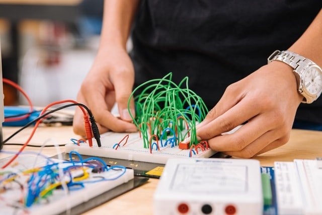 Best 10 STEM Careers in 2022 - Hey Congrats!