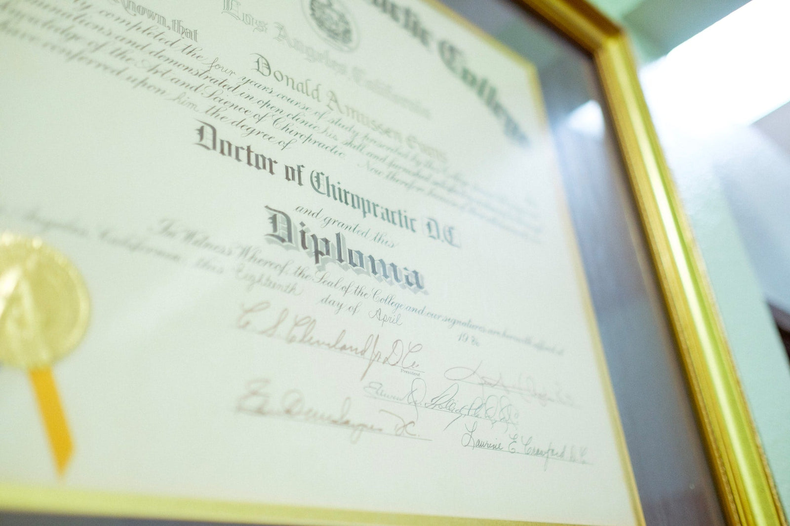 Should I Get My Diploma Framed? - Hey Congrats!